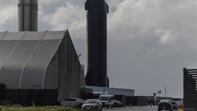 Morningstar values SpaceX at $780 billion, half its IPO target