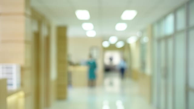 实勤中学14名师生食物中毒 入院九人已经出院
