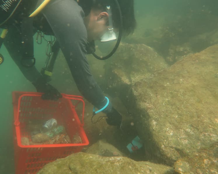 Diving in: Singapore scientists, volunteers on a mission to protect local reefs from marine trash