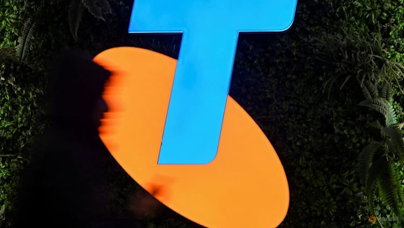 Telstra CEO points to undocumented software change for outage in Senate testimony
