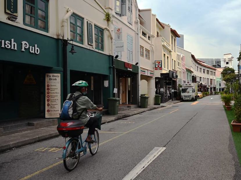 Commentary: Trying to live more sustainably? It’s impossible to make a difference alone