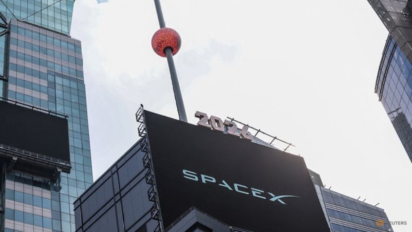 SpaceX shares slide below IPO price for the first time as blistering rally unravels