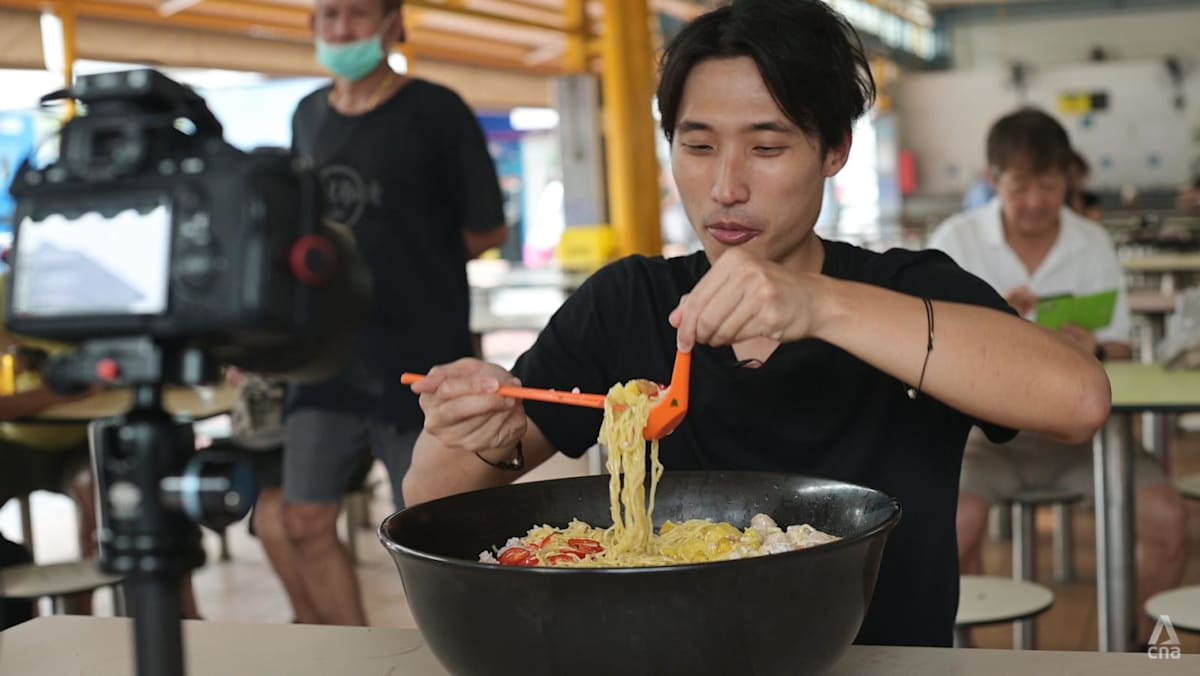 Competitive eater Zermatt Neo once ended up in hospital after a burger challenge