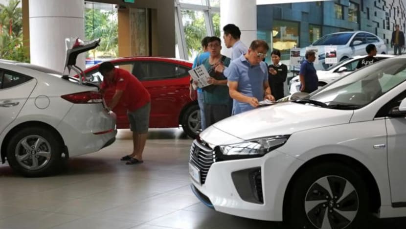 Jualan runcit S'pura jatuh lagi pada Ogos tapi pada rentak lebih perlahan
