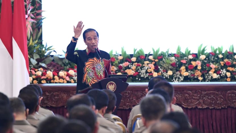 ‘Don’t be arrogant’, says Indonesia’s Jokowi as police grapple with falling public trust ‘Don’t be arrogant’, says Indonesia’s Jokowi as police grapple with falling public trust