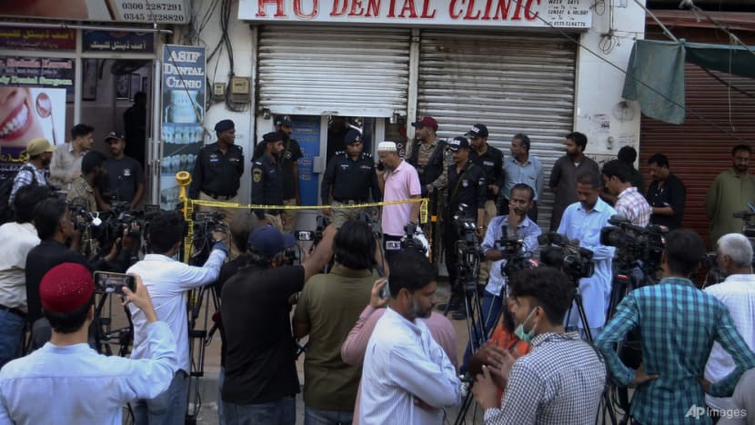 Gunman kills Chinese-Pakistani national in Karachi, wounds 2 Gunman kills Chinese-Pakistani national in Karachi, wounds 2