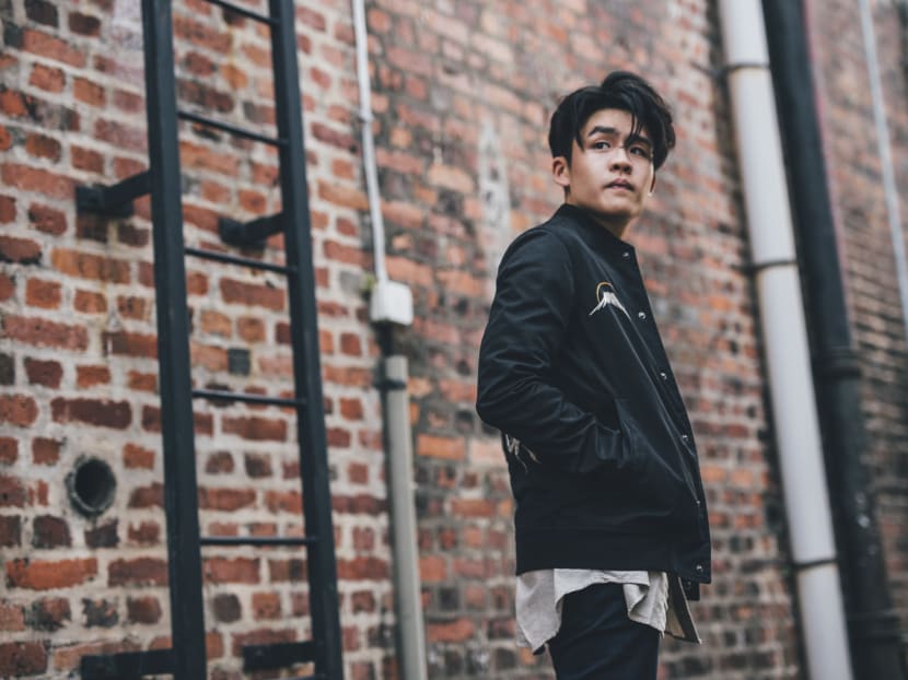 Gentle Bones released his new EP, Geniuses & Thieves on Friday (June 3). Photo: Universal Music Singapore.