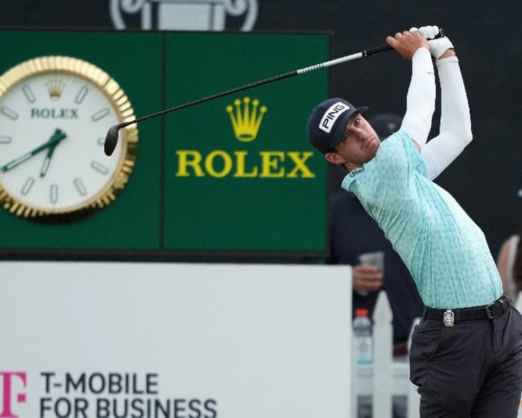 Smalley leads crowded PGA Championship as Scheffler says it's 'anybody's tournament'