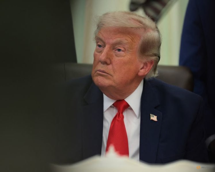 US military launches 'powerful' retaliatory strikes on Iran