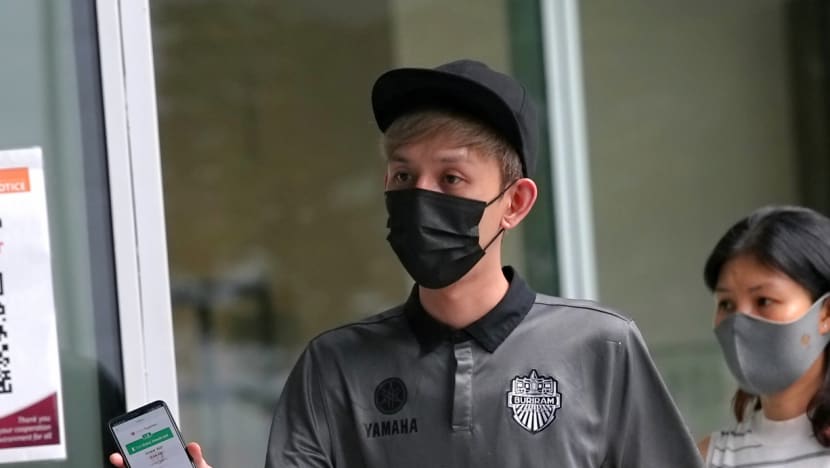 6 weeks’ jail for man who assaulted wife in front of their 2-year-old daughter