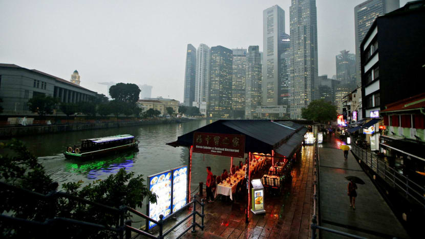 Singapore business confidence slumps