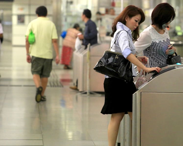 Free MRT rides for early birds extended to June next year
