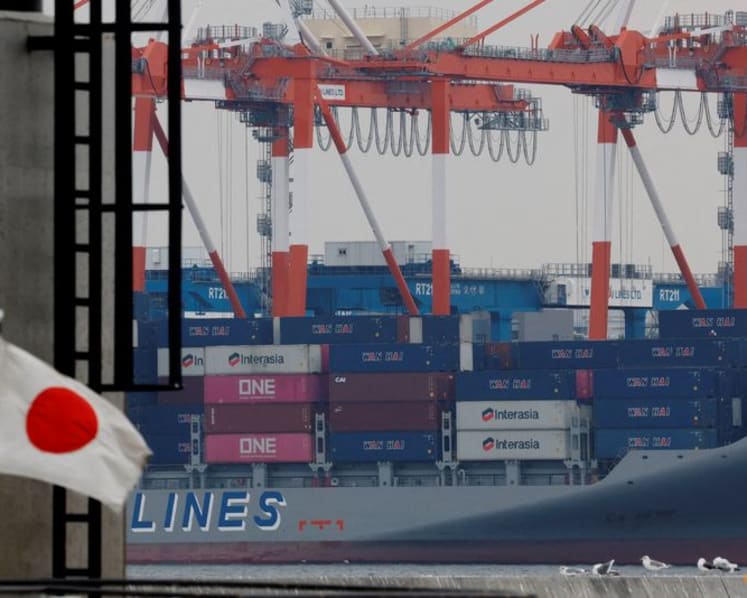 Japan exports rise 14.8% year/year in April