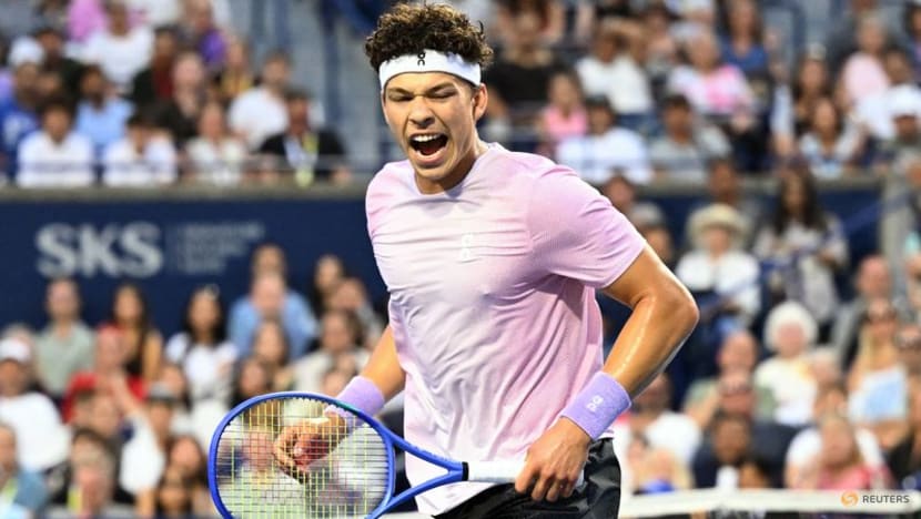 Shelton outlasts Khachanov to win first Masters 1000 title at Canadian Open