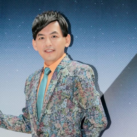 黄子佼不服具保2万、限制出境提抗告遭驳回，最高院终审裁定