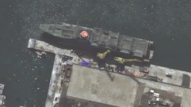 卫星图像：朝鲜可能正在建造当地至今最大战舰