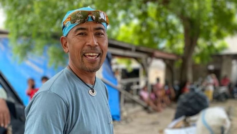 Inisiatif lelaki di Bali ini tukar beras dengan plastik tangani pencemaran sambil bantu penduduk susah Inisiatif lelaki di Bali ini tukar beras dengan plastik tangani pencemaran sambil bantu penduduk susah
