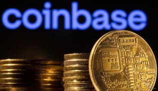 Coinbase quarterly profit falls as expenses climb, shares down