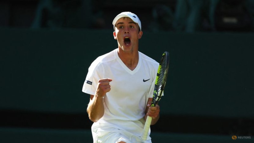 Tarvet's Wimbledon journey ends with Alcaraz lesson in mental toughness