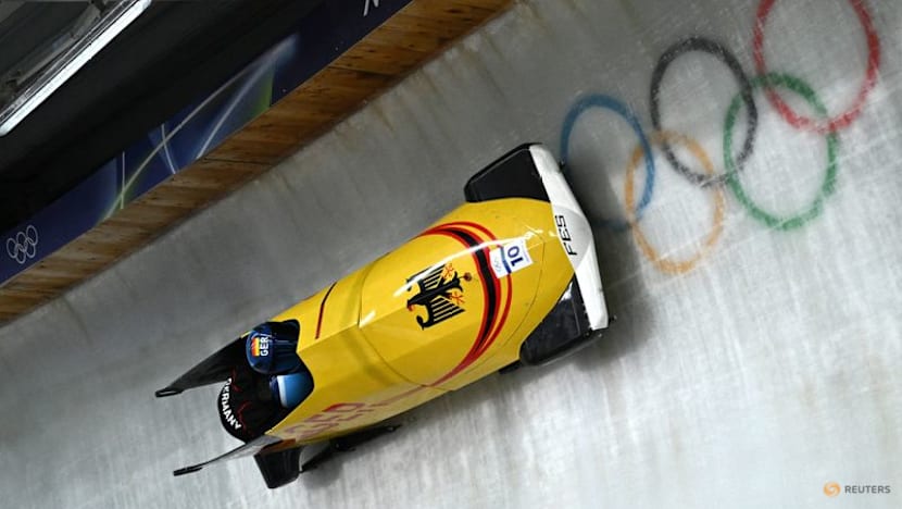 Bobsleigh-German 'titans' Lochner and Friedrich on course for two-man showdown