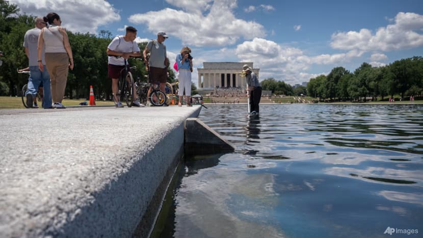 Kolam Refleksi Washington perlu dibaiki, Trump salahkan vandalisme