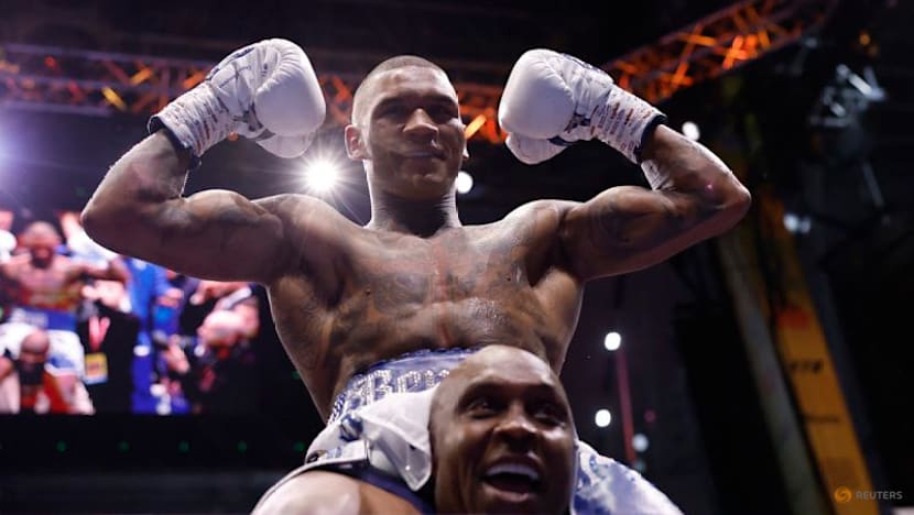 Benn puts on middleweight masterclass in rematch win over Eubank Jr