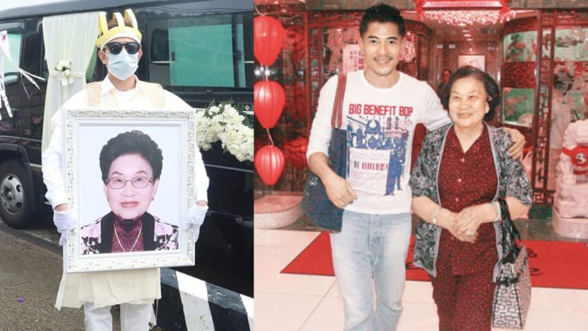 Aaron Kwok Bids Teary Farewell To His Mother Aaron Kwok Bids Teary Farewell To His Mother