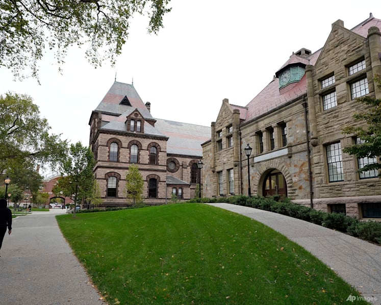 US lawsuit challenges revocation of visas for international students