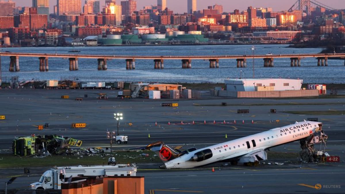 Fatal New York airport crash caused by communication, equipment errors