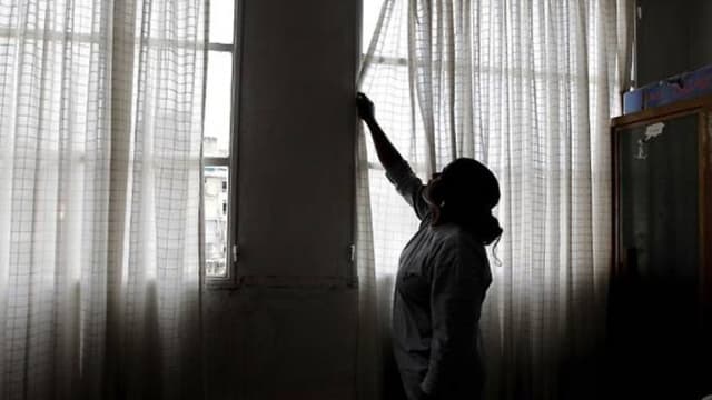 女子借用同事名义聘请女佣 三人被判监禁