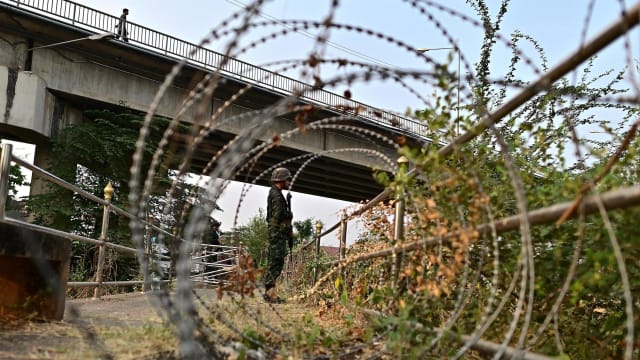 法新社：缅甸反政府武装组织占领最后一个军事设施 政府军被迫撤退