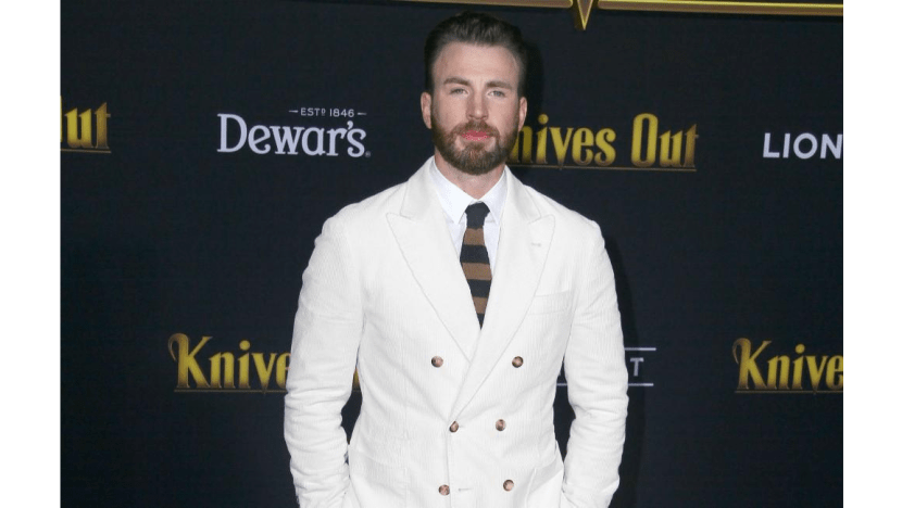 Chris Evans begged for Knives Out role Chris Evans begged for Knives Out role