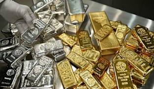 Spot silver extends rally to hit $75 per ounce for first time