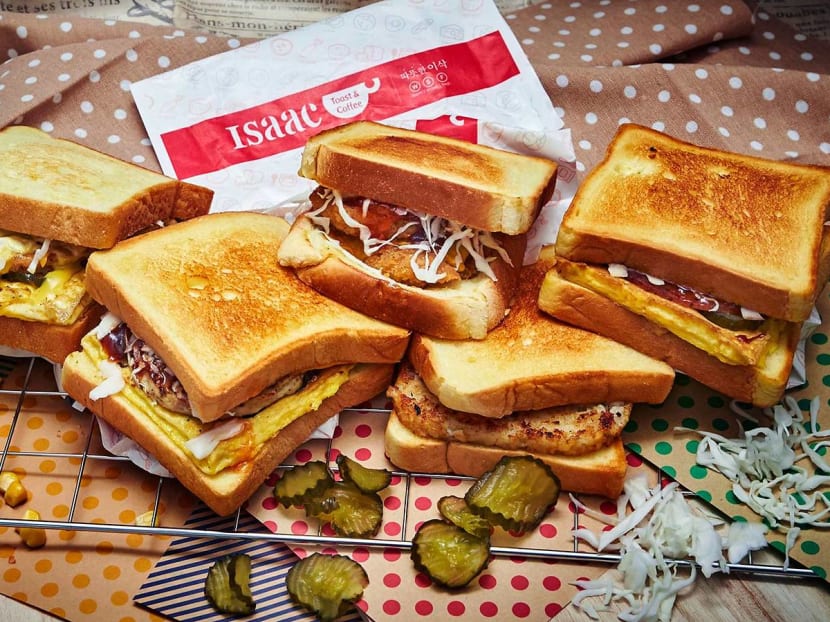Two-Hour-Long Queue At Korean Sandwich Joint Isaac Toast In Singapore Has Now Dwindled To 30 Minutes