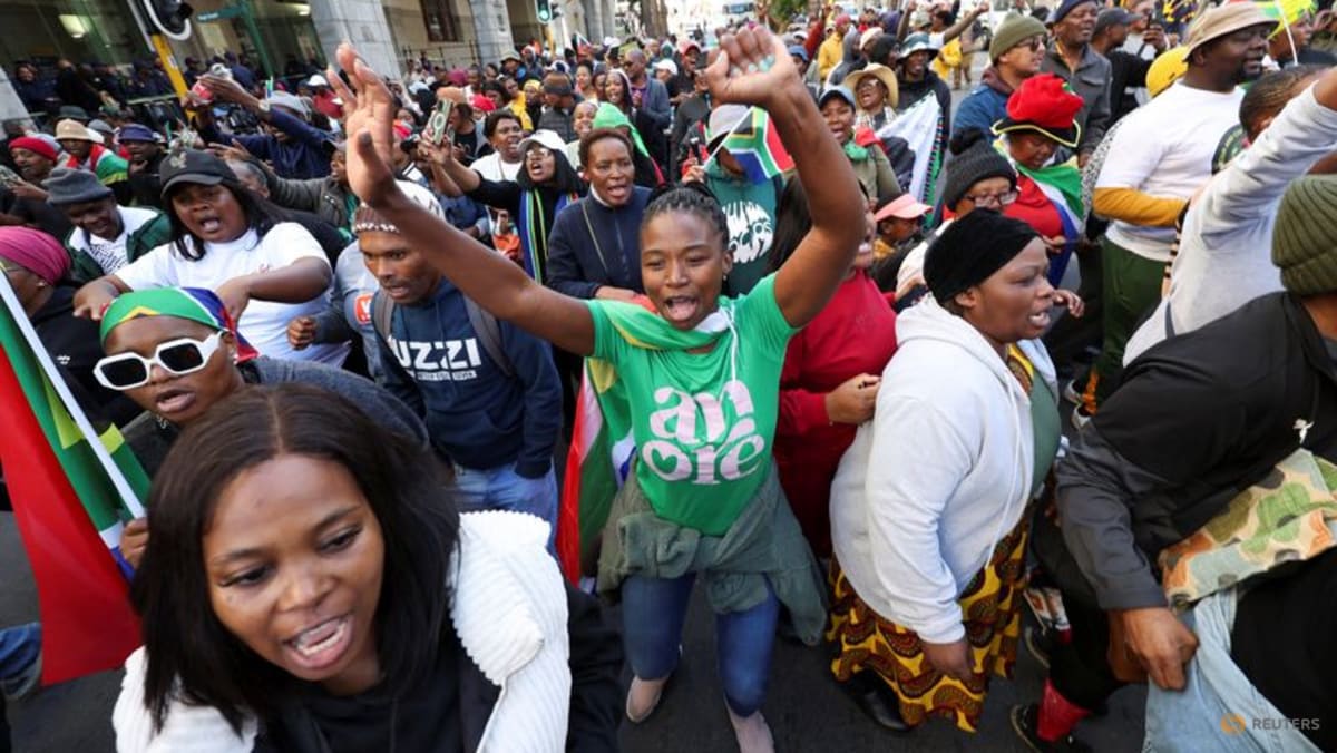 Thousands march to demand illegal migrants leave South Africa