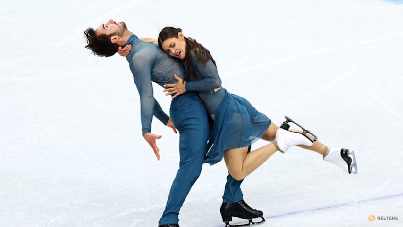 Figure skating-French ice dancers Fournier Beaudry and Cizeron face controversy