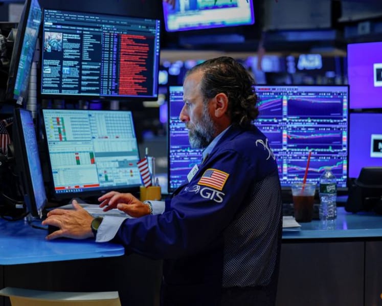 US stocks, bonds rally after soft jobs report; yen bounces back
