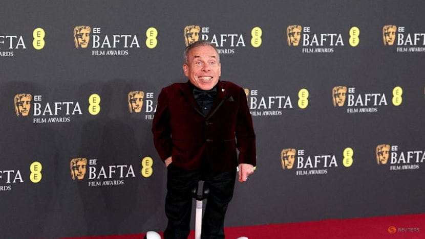 Idris Elba, Torvill and Dean star in Britain's New Year honours