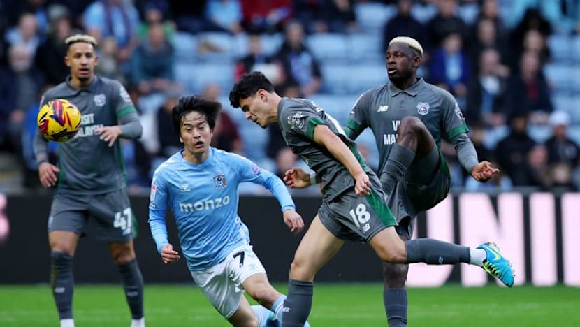 Australia midfielder Robertson says Socceroos allegiance never wavered