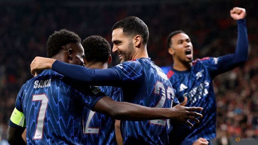 Arsenal beat Slavia 3-0 to go eight games in a row without conceding