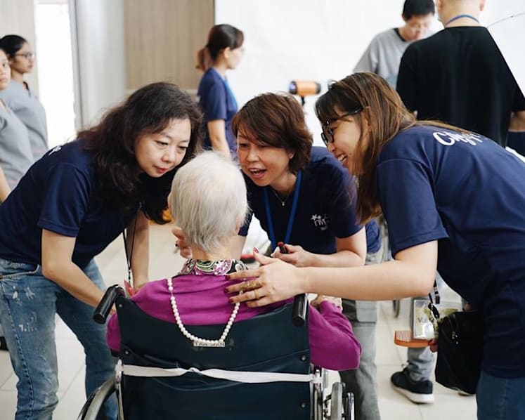 Volunteers don't just give, they gain