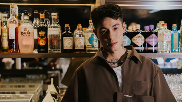 大家把他当“许光汉”，合照以后，没人问起他真正的名字……