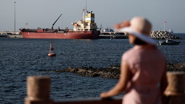 特朗普称中东战火将很快结束 国际油价回跌