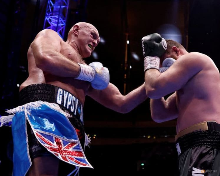 Fury cruises to decision win over Makhmudov and wants Joshua showdown next