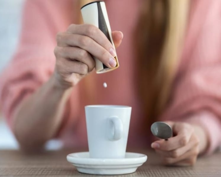 Pengganti gula seperti stevia dan sakarin – sejauh mana ia lebih baik daripada gula? 