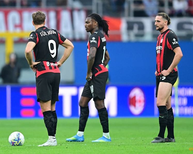 Inter closing in on title as Champions League race intensifies