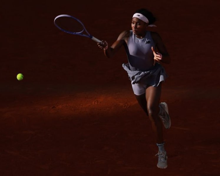 Holder Gauff joins big-name exodus, Sabalenka solid at French Open