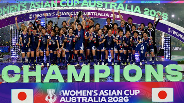 女子足球亚洲杯：日本队1比0力克澳大利亚夺冠