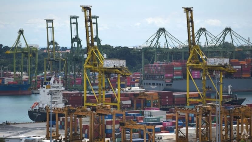 Lebih banyak pekerjaan, peningkatan kemahiran bagi sektor pengurusan rantaian bekalan Singapura Lebih banyak pekerjaan, peningkatan kemahiran bagi sektor pengurusan rantaian bekalan Singapura