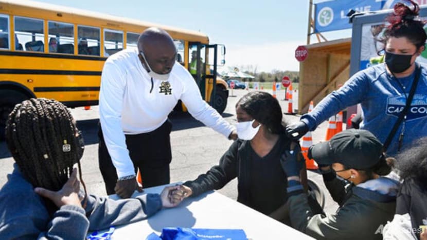 FDA expected to authorise Pfizer COVID-19 vaccine for teens within the week: Report